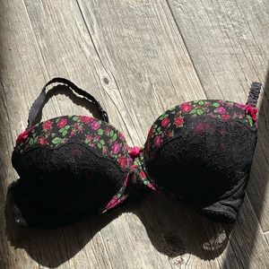 Betsey Johnson black and rose bra 36B